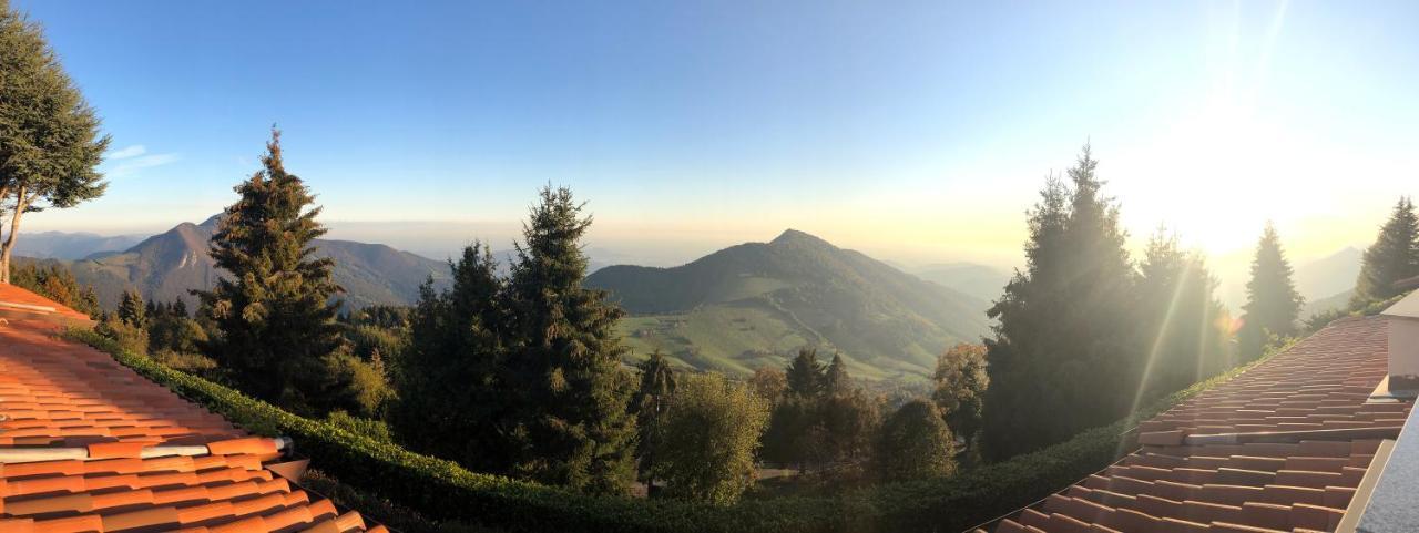 דירות Adrara San Rocco Panorama 1200, In The Heart Of The San Fermo Hills מראה חיצוני תמונה